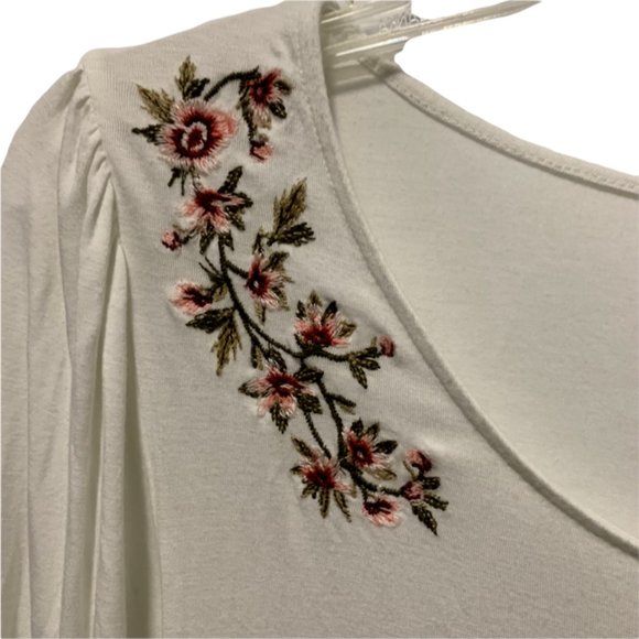 Ivory Embroidered Long Sleeve Shirt AEO Large - Picture 3 of 8